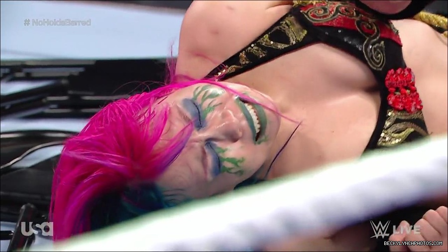WWE_RAW_4th_July_2022_720p_WEBRip_h264_mp4_008469618.jpg