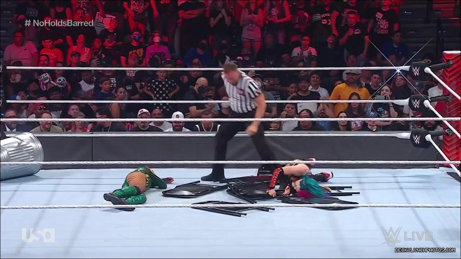 WWE_RAW_4th_July_2022_720p_WEBRip_h264_mp4_008474423.jpg