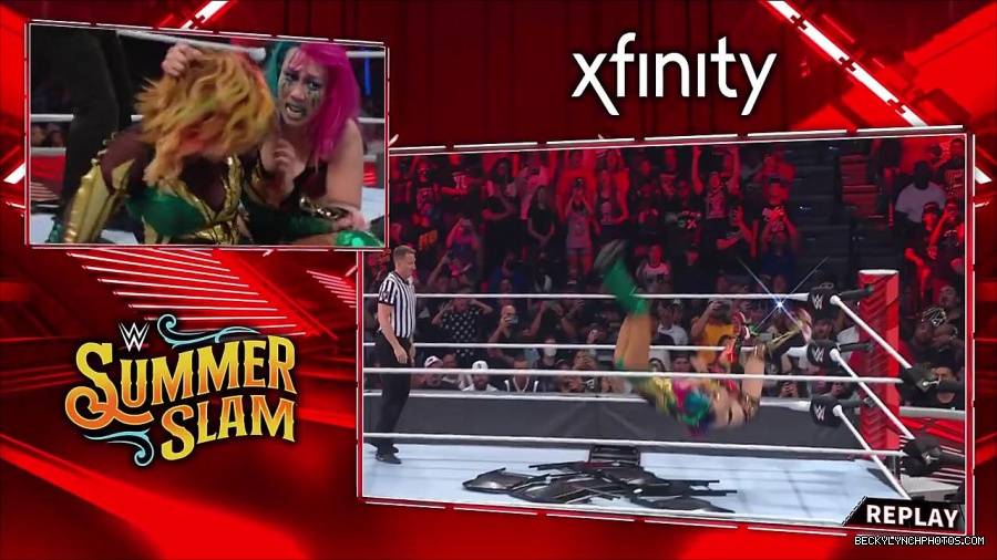 WWE_RAW_4th_July_2022_720p_WEBRip_h264_mp4_008489237.jpg