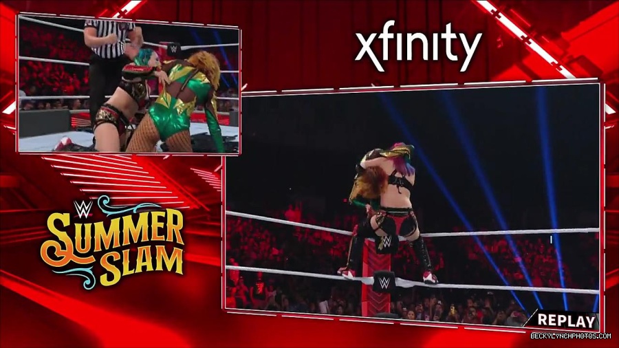 WWE_RAW_4th_July_2022_720p_WEBRip_h264_mp4_008493642.jpg