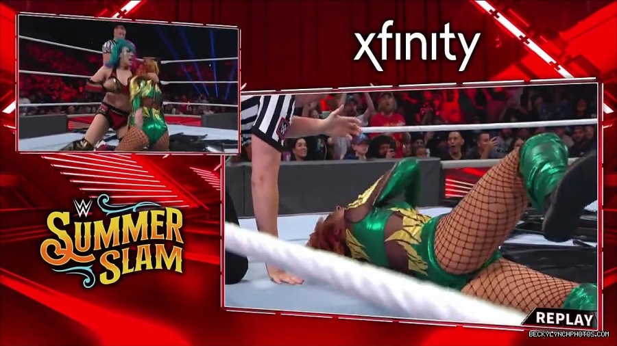 WWE_RAW_4th_July_2022_720p_WEBRip_h264_mp4_008496445.jpg