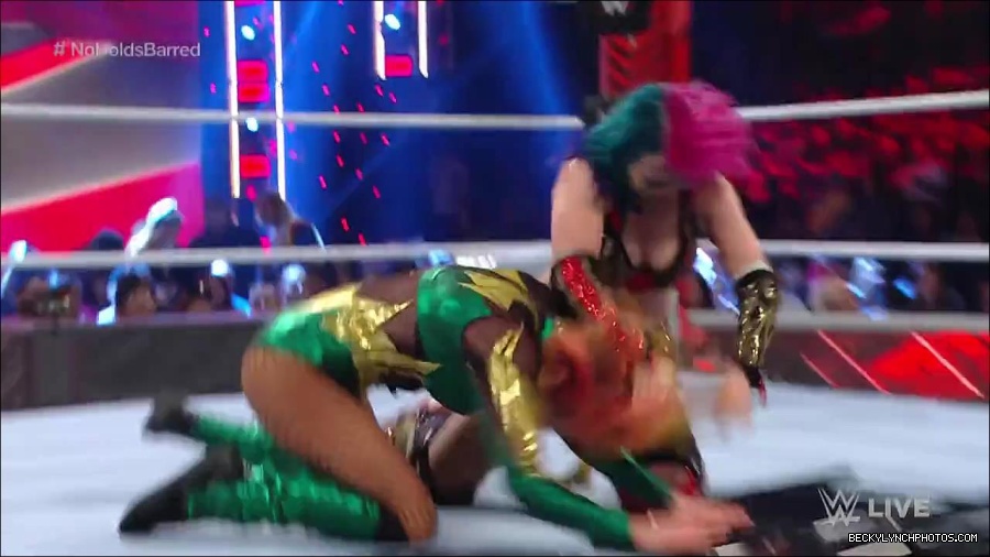 WWE_RAW_4th_July_2022_720p_WEBRip_h264_mp4_008498046.jpg