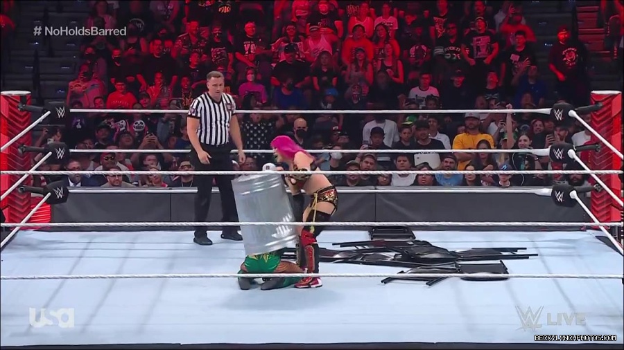 WWE_RAW_4th_July_2022_720p_WEBRip_h264_mp4_008509257.jpg