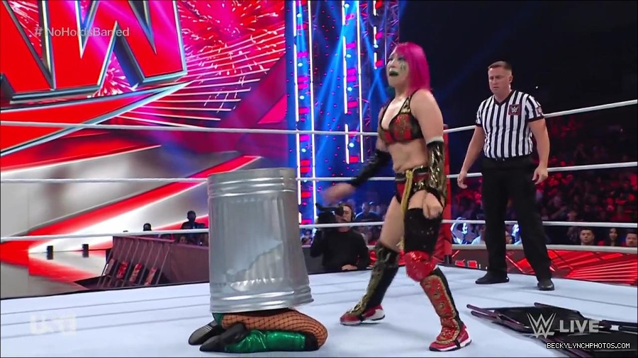 WWE_RAW_4th_July_2022_720p_WEBRip_h264_mp4_008511660.jpg