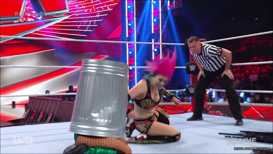 WWE_RAW_4th_July_2022_720p_WEBRip_h264_mp4_008524473.jpg