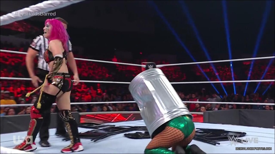 WWE_RAW_4th_July_2022_720p_WEBRip_h264_mp4_008531279.jpg