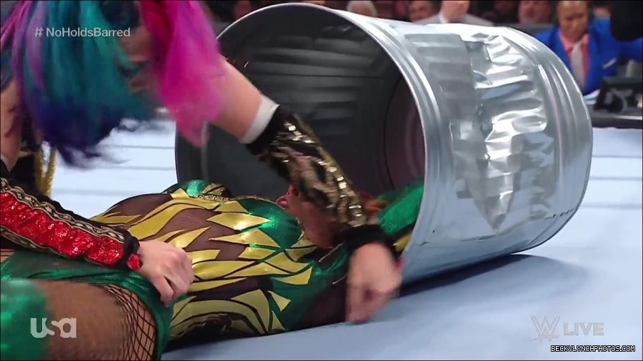 WWE_RAW_4th_July_2022_720p_WEBRip_h264_mp4_008547295.jpg