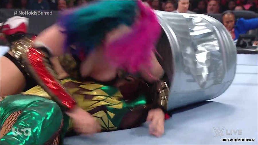 WWE_RAW_4th_July_2022_720p_WEBRip_h264_mp4_008547696.jpg