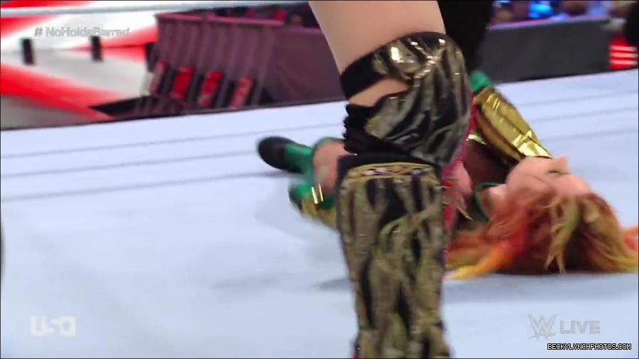 WWE_RAW_4th_July_2022_720p_WEBRip_h264_mp4_008565313.jpg