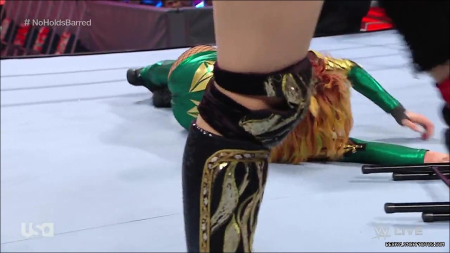 WWE_RAW_4th_July_2022_720p_WEBRip_h264_mp4_008566114.jpg