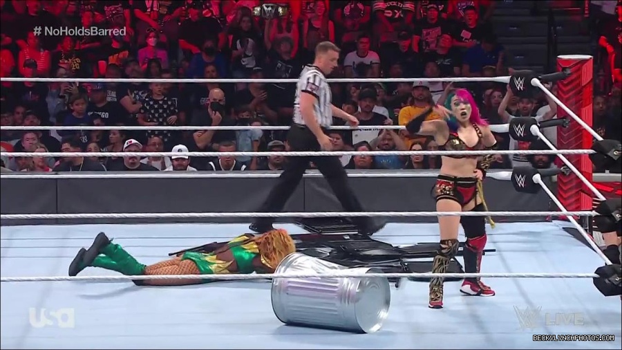 WWE_RAW_4th_July_2022_720p_WEBRip_h264_mp4_008566915.jpg