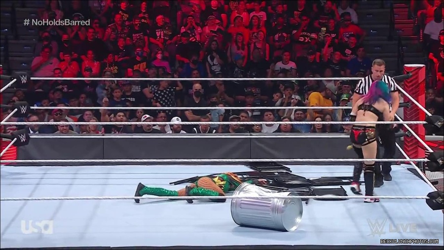 WWE_RAW_4th_July_2022_720p_WEBRip_h264_mp4_008569718.jpg