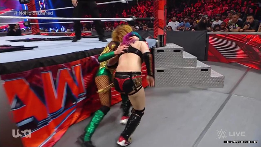 WWE_RAW_4th_July_2022_720p_WEBRip_h264_mp4_008599347.jpg