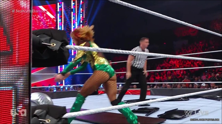 WWE_RAW_4th_July_2022_720p_WEBRip_h264_mp4_008612561.jpg