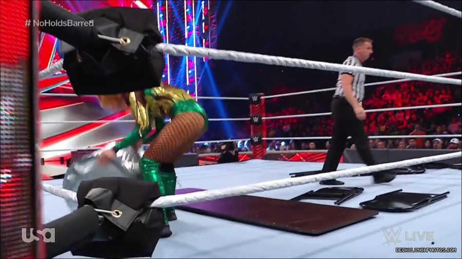 WWE_RAW_4th_July_2022_720p_WEBRip_h264_mp4_008612961.jpg