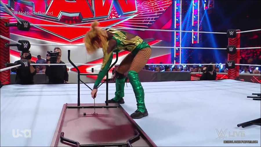 WWE_RAW_4th_July_2022_720p_WEBRip_h264_mp4_008619768.jpg