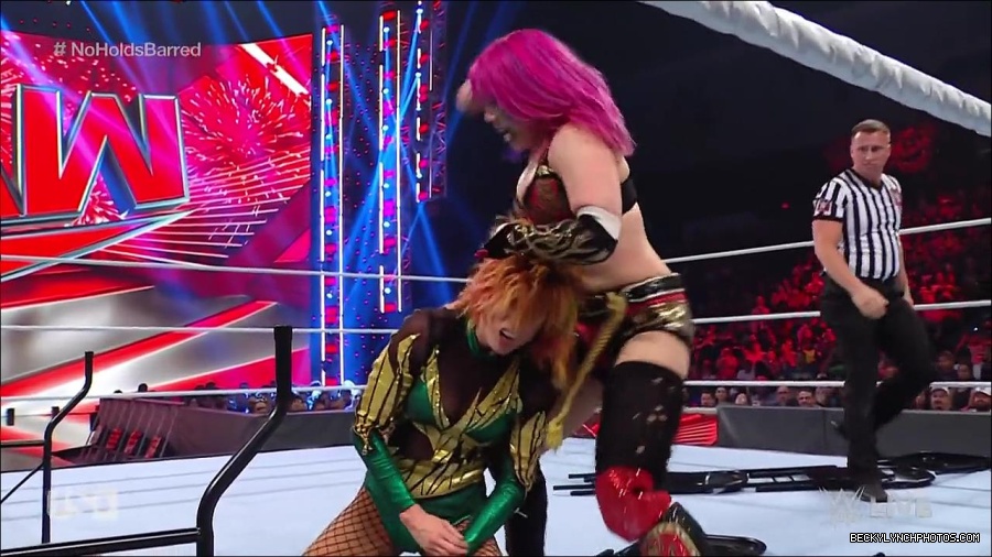 WWE_RAW_4th_July_2022_720p_WEBRip_h264_mp4_008628176.jpg