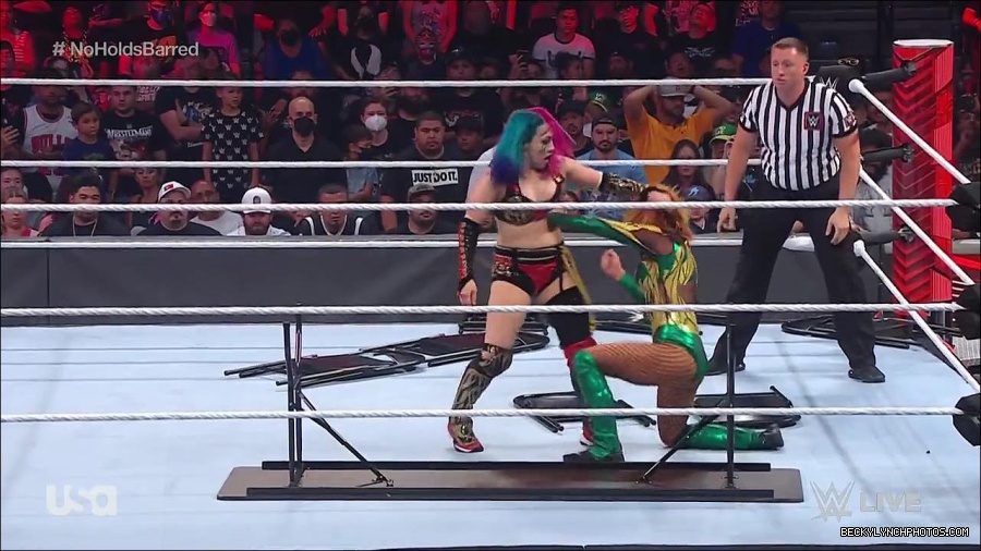 WWE_RAW_4th_July_2022_720p_WEBRip_h264_mp4_008632581.jpg