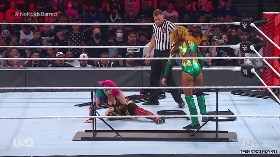 WWE_RAW_4th_July_2022_720p_WEBRip_h264_mp4_008634583.jpg