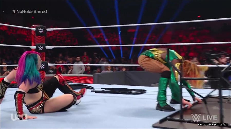 WWE_RAW_4th_July_2022_720p_WEBRip_h264_mp4_008640589.jpg