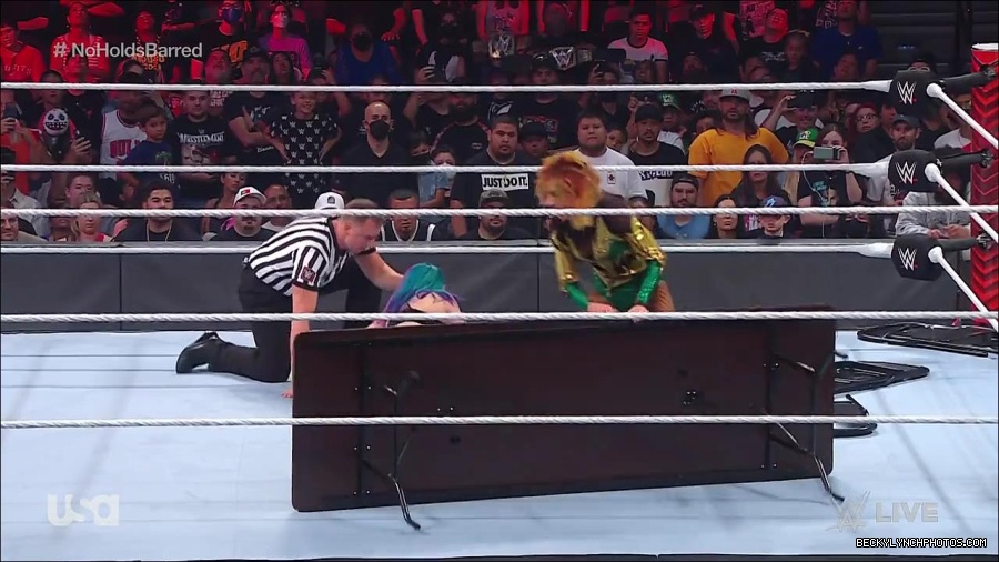 WWE_RAW_4th_July_2022_720p_WEBRip_h264_mp4_008643391.jpg