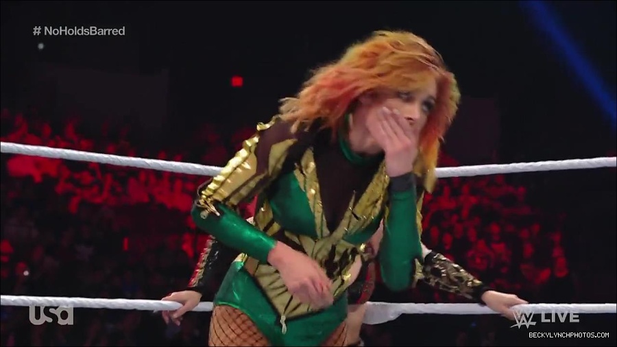 WWE_RAW_4th_July_2022_720p_WEBRip_h264_mp4_008662611.jpg