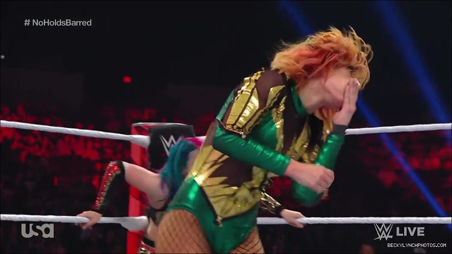 WWE_RAW_4th_July_2022_720p_WEBRip_h264_mp4_008663011.jpg