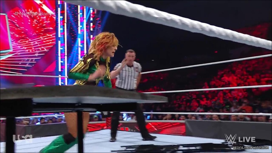 WWE_RAW_4th_July_2022_720p_WEBRip_h264_mp4_008663812.jpg