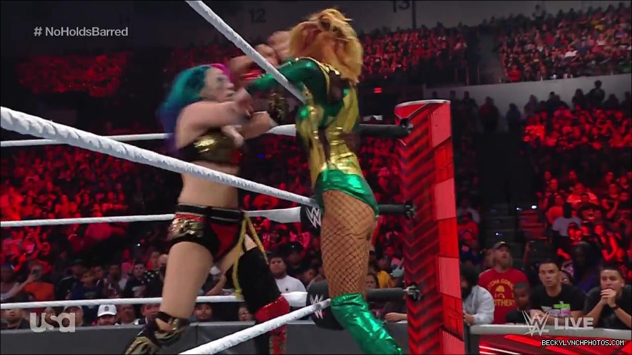 WWE_RAW_4th_July_2022_720p_WEBRip_h264_mp4_008667015.jpg