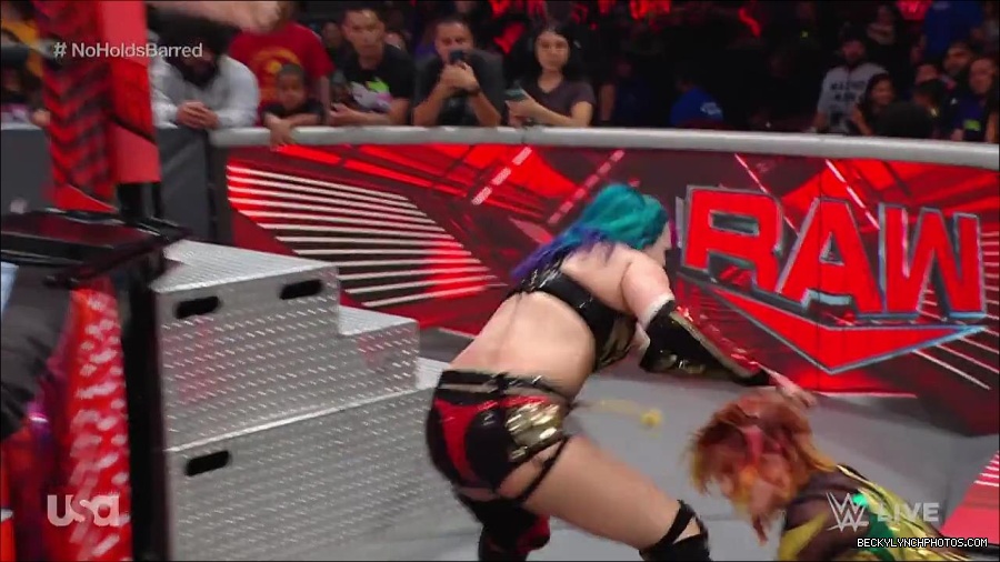 WWE_RAW_4th_July_2022_720p_WEBRip_h264_mp4_008672621.jpg