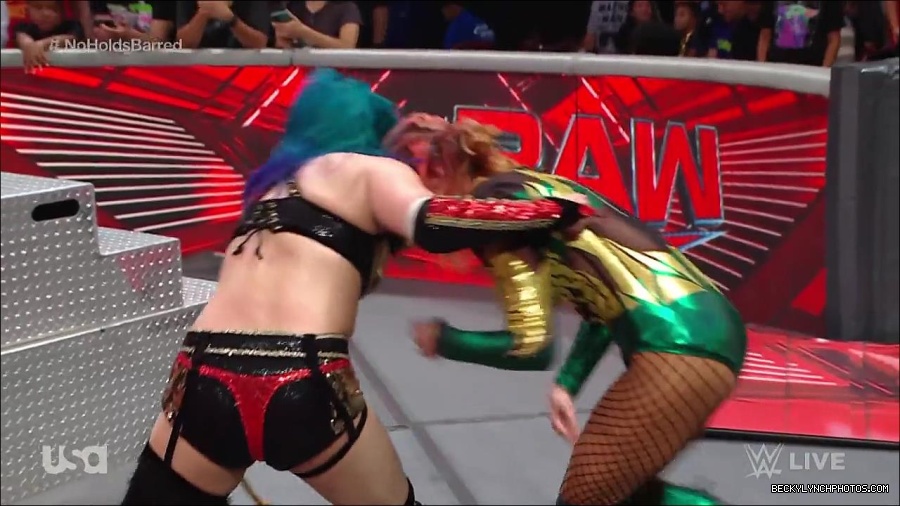 WWE_RAW_4th_July_2022_720p_WEBRip_h264_mp4_008673822.jpg