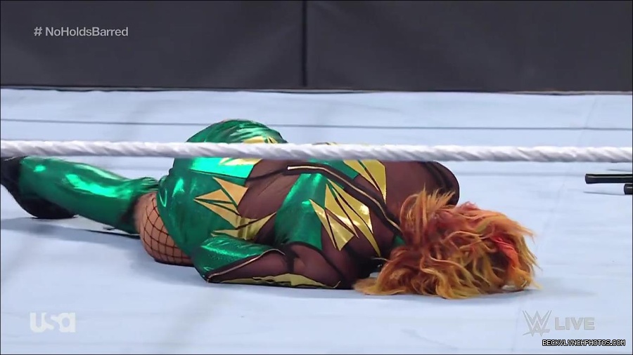 WWE_RAW_4th_July_2022_720p_WEBRip_h264_mp4_008691439.jpg