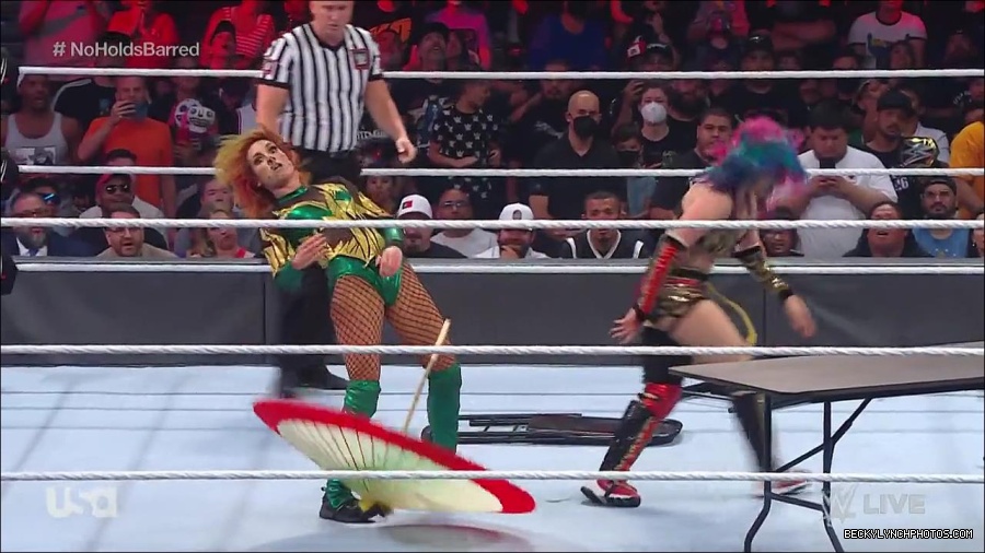 WWE_RAW_4th_July_2022_720p_WEBRip_h264_mp4_008713862.jpg