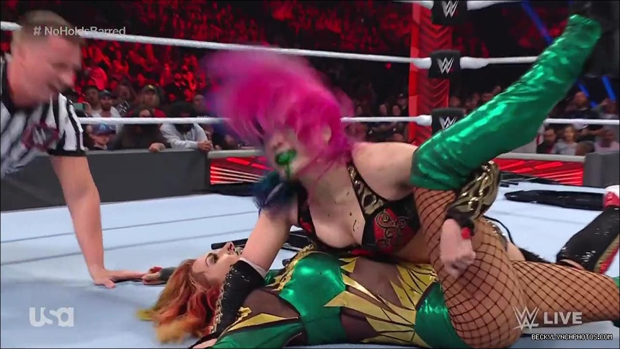 WWE_RAW_4th_July_2022_720p_WEBRip_h264_mp4_008716665.jpg