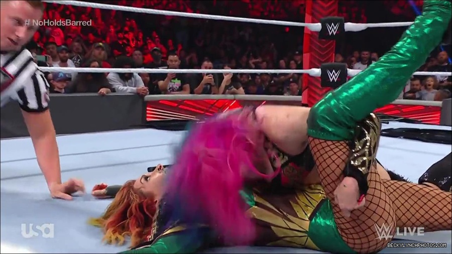 WWE_RAW_4th_July_2022_720p_WEBRip_h264_mp4_008717065.jpg