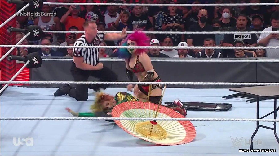 WWE_RAW_4th_July_2022_720p_WEBRip_h264_mp4_008718667.jpg