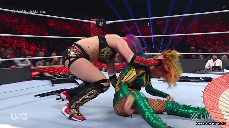 WWE_RAW_4th_July_2022_720p_WEBRip_h264_mp4_008720268.jpg