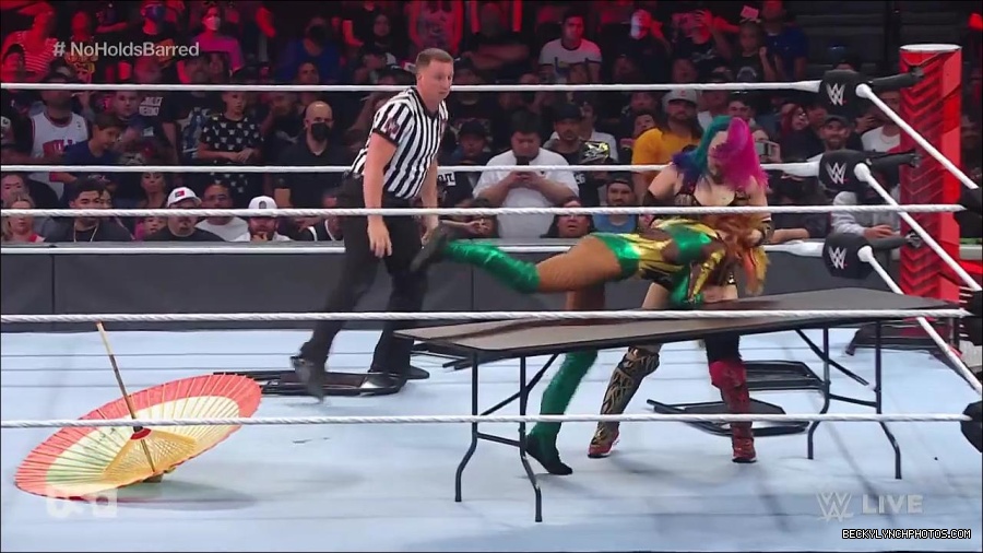 WWE_RAW_4th_July_2022_720p_WEBRip_h264_mp4_008723471.jpg