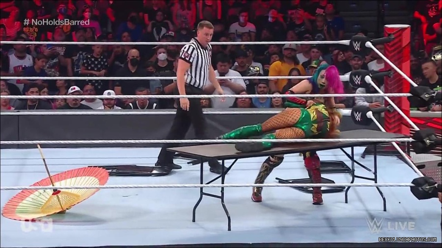 WWE_RAW_4th_July_2022_720p_WEBRip_h264_mp4_008723872.jpg