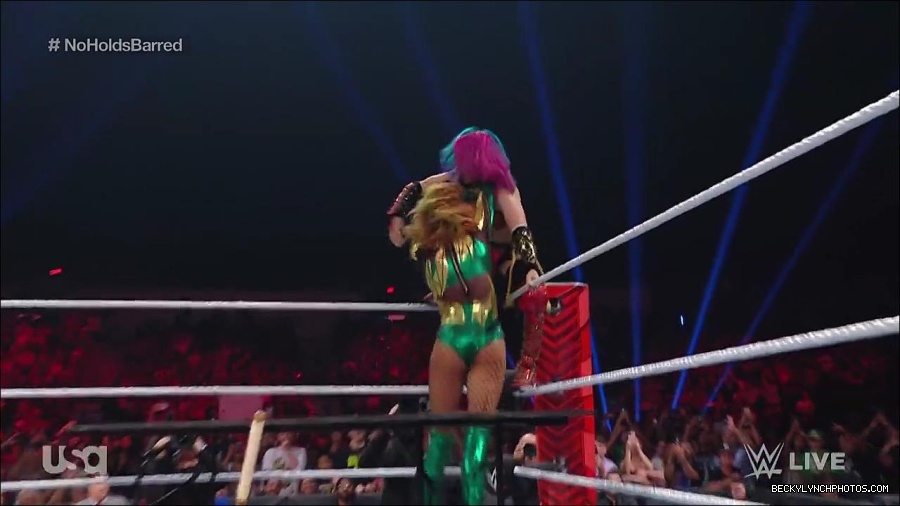 WWE_RAW_4th_July_2022_720p_WEBRip_h264_mp4_008733081.jpg