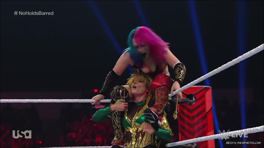 WWE_RAW_4th_July_2022_720p_WEBRip_h264_mp4_008736685.jpg