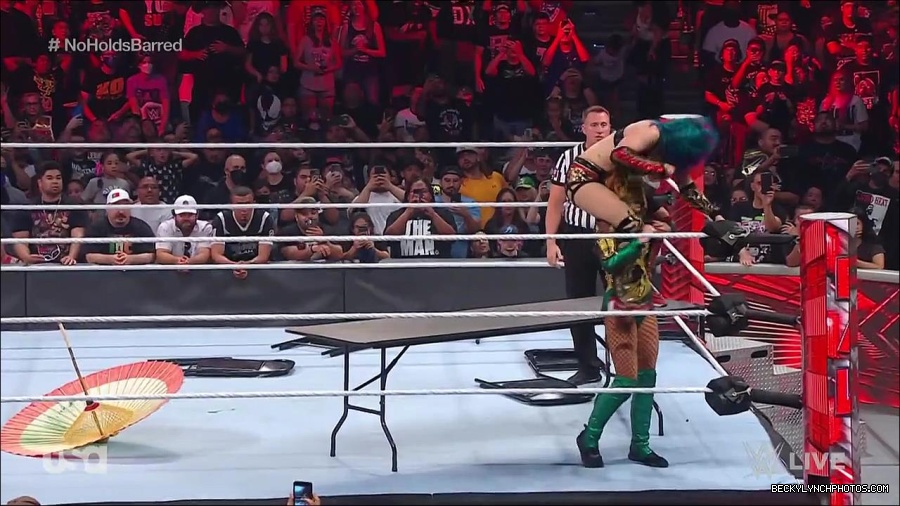 WWE_RAW_4th_July_2022_720p_WEBRip_h264_mp4_008739888.jpg