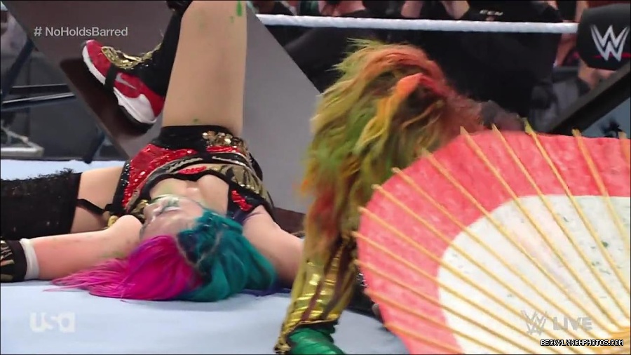 WWE_RAW_4th_July_2022_720p_WEBRip_h264_mp4_008761910.jpg