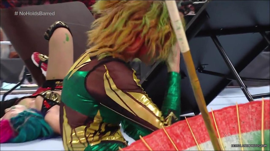 WWE_RAW_4th_July_2022_720p_WEBRip_h264_mp4_008770201.jpg