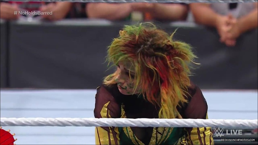 WWE_RAW_4th_July_2022_720p_WEBRip_h264_mp4_008772604.jpg