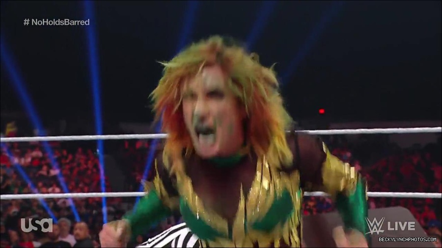 WWE_RAW_4th_July_2022_720p_WEBRip_h264_mp4_008809441.jpg