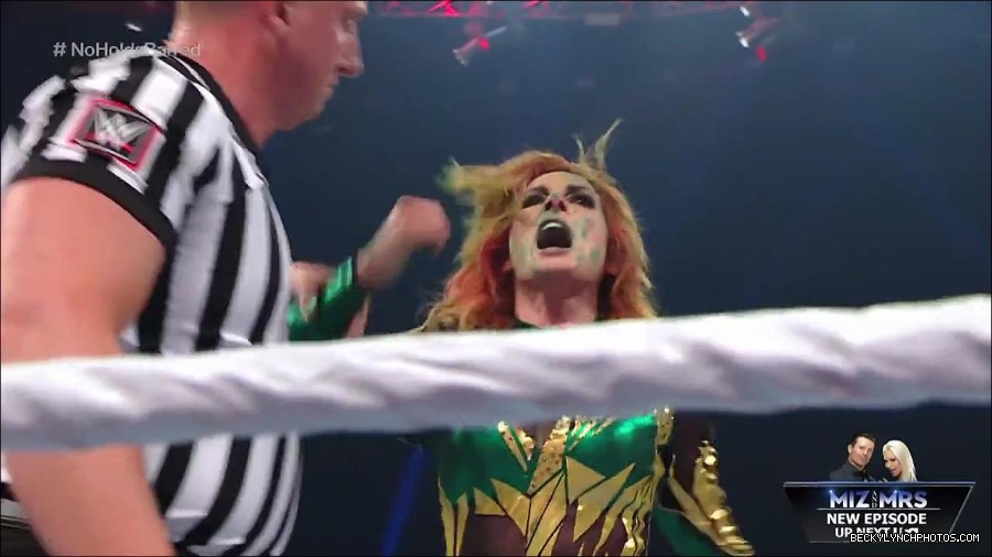 WWE_RAW_4th_July_2022_720p_WEBRip_h264_mp4_008820652.jpg