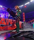 WWE_RAW_4th_July_2022_720p_WEBRip_h264_mp4_008027278.jpg