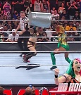 WWE_RAW_4th_July_2022_720p_WEBRip_h264_mp4_008054505.jpg