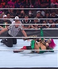 WWE_RAW_4th_July_2022_720p_WEBRip_h264_mp4_008061312.jpg